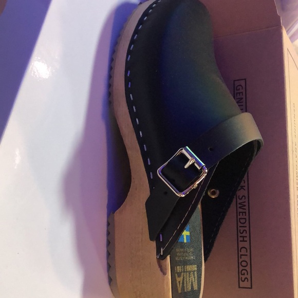 MIA CLOGS Alma size 39 EU/ 7 US in black - Picture 2 of 7